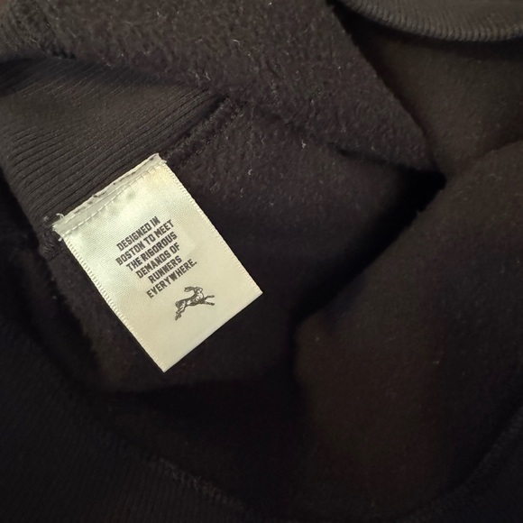 Tracksmith Trackhouse Crewneck Sweatshirt Black Gray Size Small EUC - Picture 6 of 10